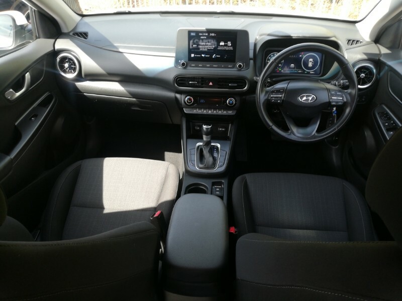 Hyundai Kona 1.6 Gdi Hybrid Se Connect Dct White #3