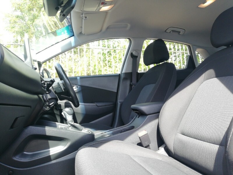Hyundai Kona 1.6 Gdi Hybrid Se Connect Dct White #5