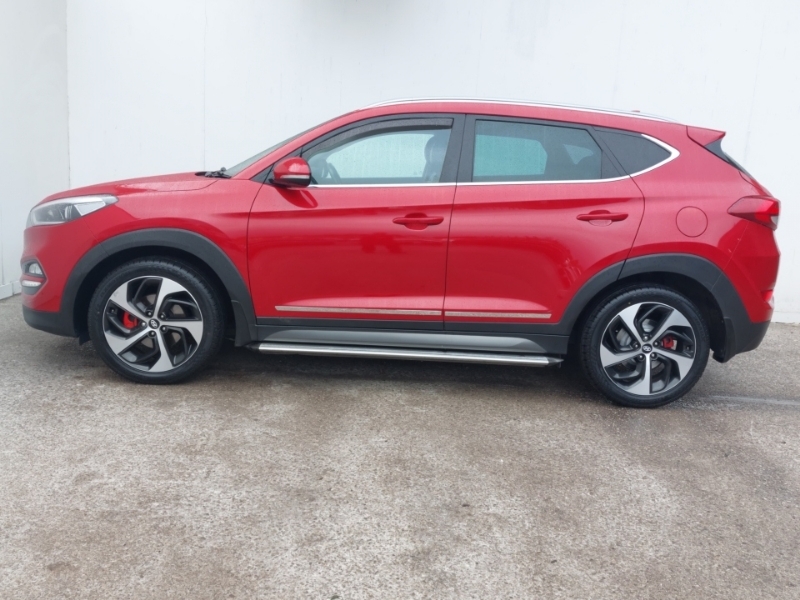 Hyundai Tucson 2.0 Crdi Blue Drive Premium 2Wd Red #4