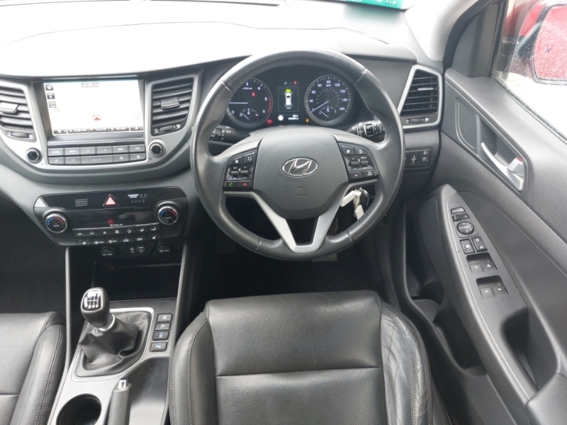 Hyundai Tucson 1.6 Gdi Blue Drive S 2Wd Black #8