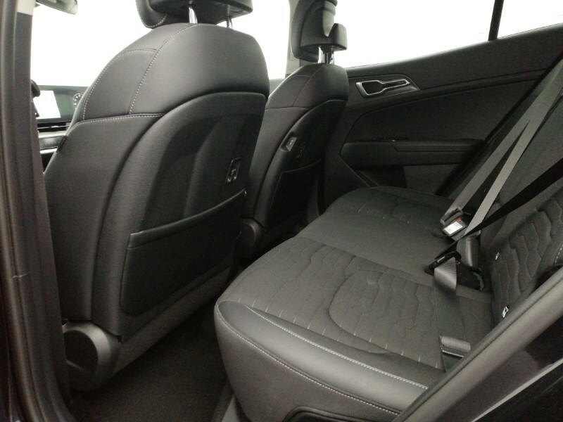 Kia Sportage 1.6T Gdi 48V Isg 3 Dct Black #6