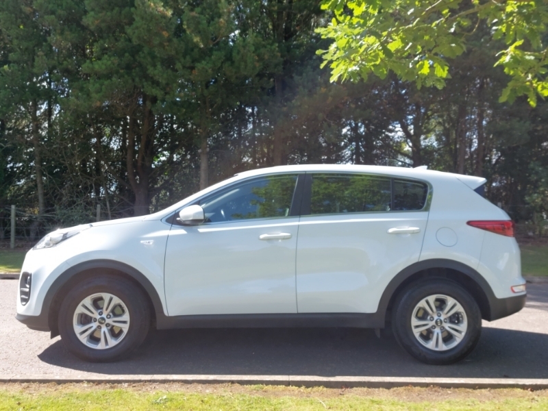 Kia Sportage 1.7 Crdi Isg 1 White #4
