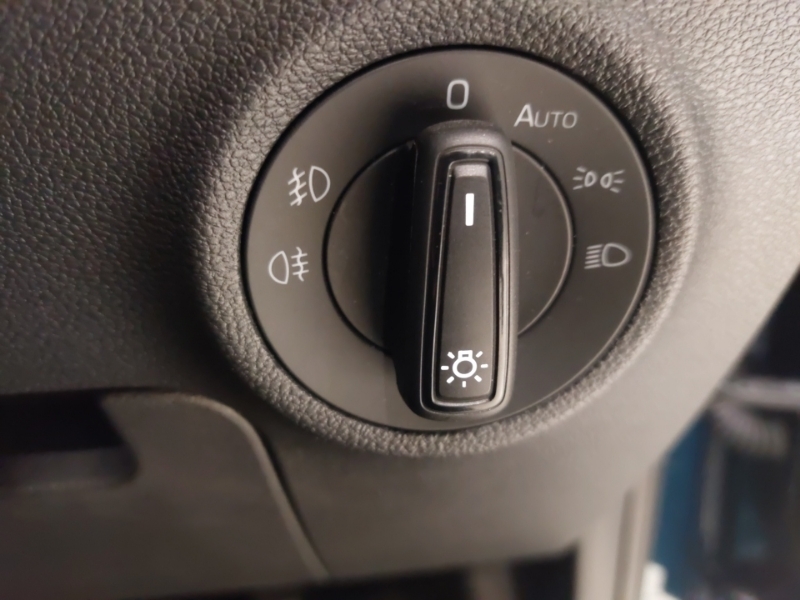 Skoda Karoq 1.5 Tsi Act Edition Euro 6 Ss Blue #17