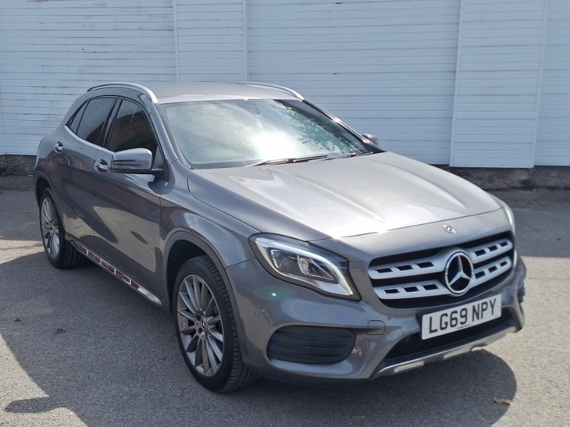 Mercedes-Benz GLA Class Gla 200 Amg Line Edition Grey