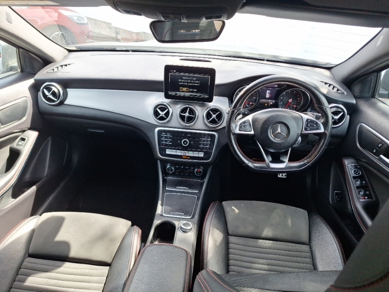 Mercedes-Benz GLA Class Gla 200 Amg Line Edition Grey #3