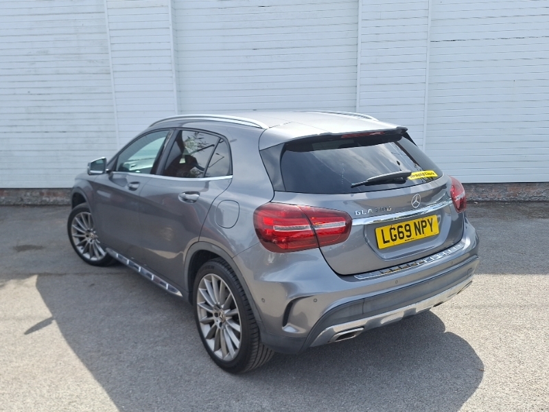 Mercedes-Benz GLA Class Gla 200 Amg Line Edition Grey #2