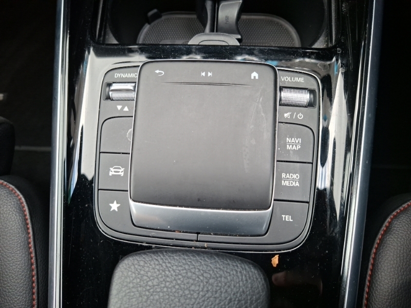 Mercedes-Benz GLA Class 2.0 Gla200d Sport Suv 8G-dct Euro 6 S Black #16