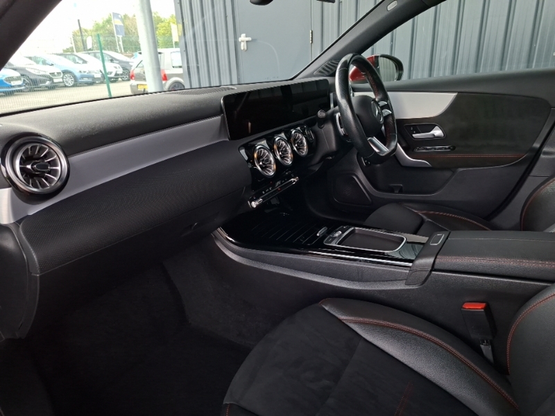 Mercedes-Benz A Class A200 Amg Line Executive Red #5