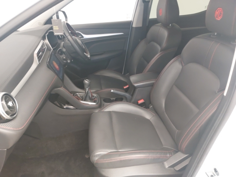 MG ZS 1.5 Vti-tech Exclusive White #5