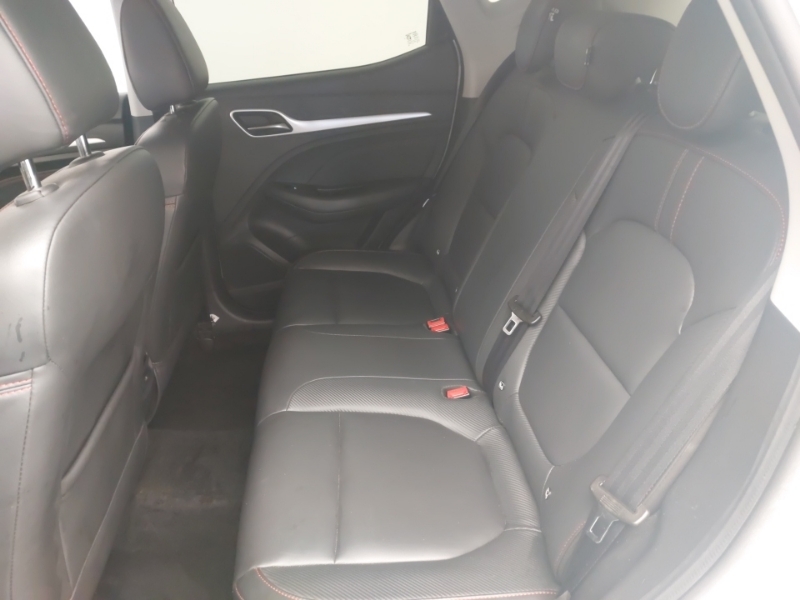 MG ZS 1.5 Vti-tech Exclusive White #6