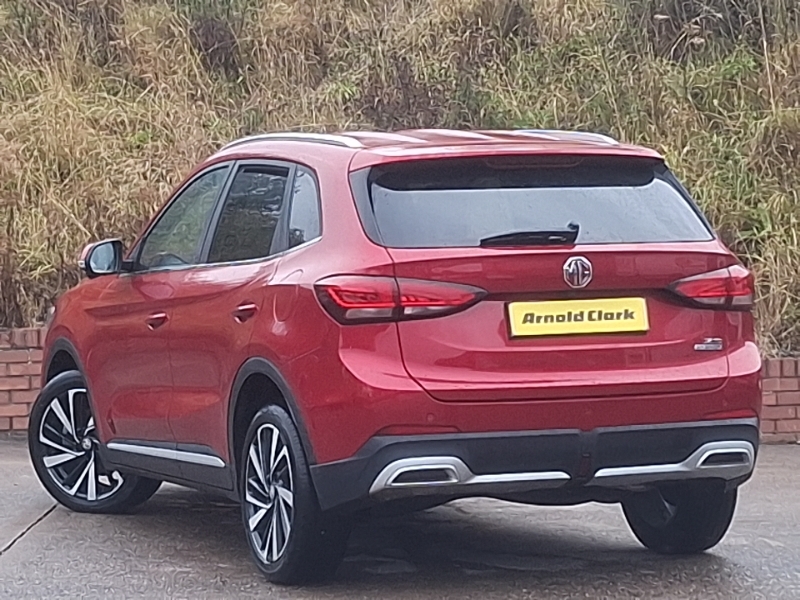 MG ZS 1.5 Hybrid Trophy Red #2