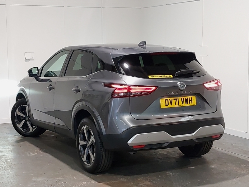 Nissan Qashqai 1.3 Dig-t Mh 158 N-connecta Xtronic Grey #2