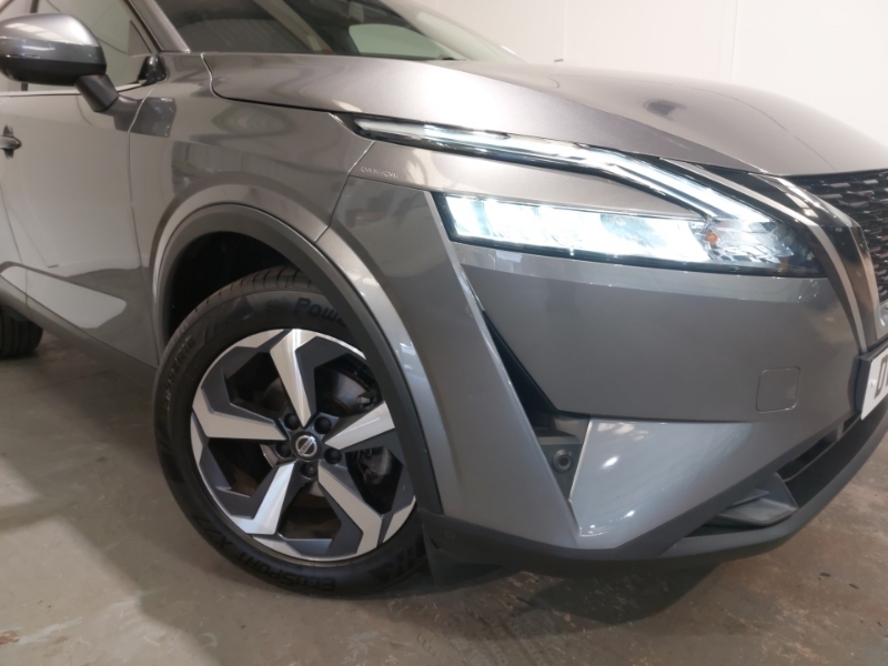 Nissan Qashqai 1.3 Dig-t 140Ps Acenta Premium Black #20