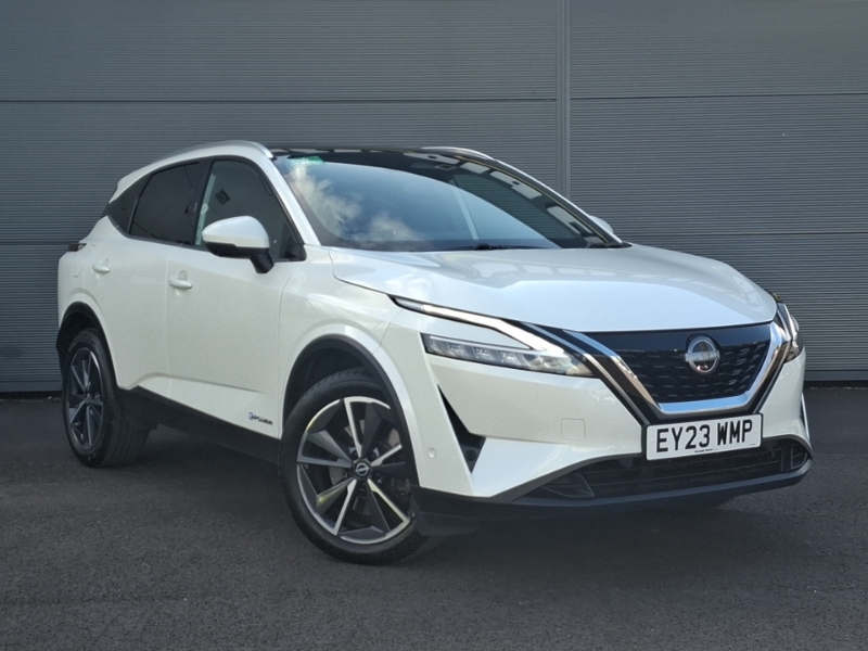 Nissan Qashqai 1.3 Dig-t Mh Acenta Premium White #1
