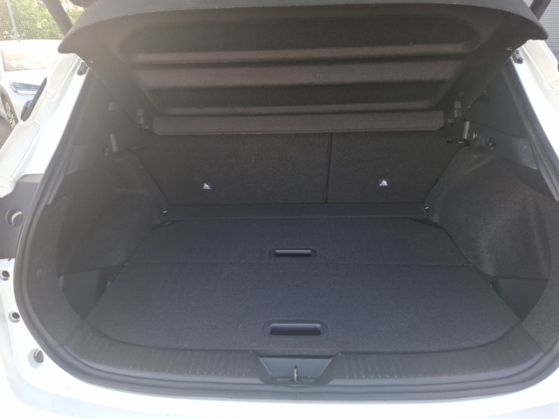 Nissan Qashqai 1.3 Dig-t Mh Acenta Premium White #18