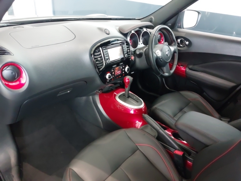 Nissan Juke 1.6 Tekna Xtronic Black #5