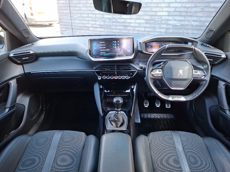 Peugeot 2008 1.2 Puretech 130 Gt Line Grey #3