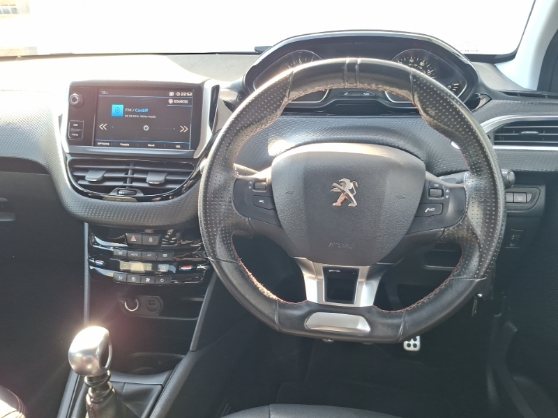 Peugeot 208 208 Signature Ss White #8