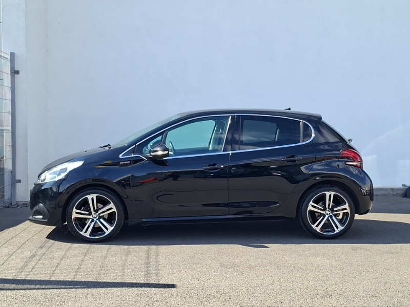 Peugeot 208 1.2 Puretech 110 Gt Line 6 Speed Black #4