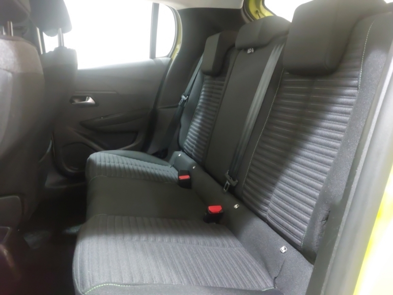 Peugeot 208 1.2 Puretech Active Yellow #6