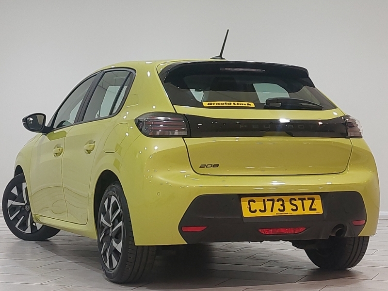 Peugeot 208 1.2 Puretech Active Yellow #2