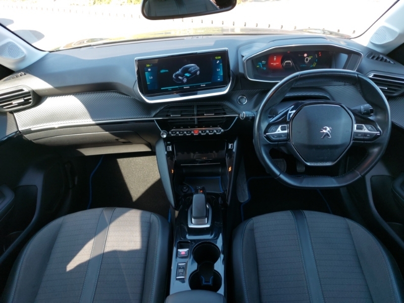 Peugeot e-208 100Kw Allure 50Kwh Black #3