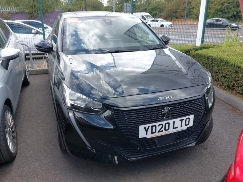 Peugeot e-208 100Kw Allure 50Kwh Black