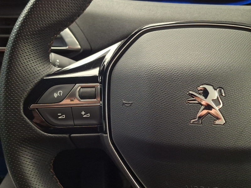 Peugeot 3008 1.6L Gt Premium Black #12