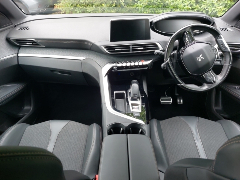 Peugeot 5008 1.6 Puretech 180 Gt Line Eat8 Black #3