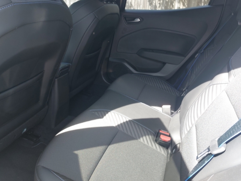 Renault Clio 1.6 E-tech Full Hybrid 145 Esprit Alpine Grey #6