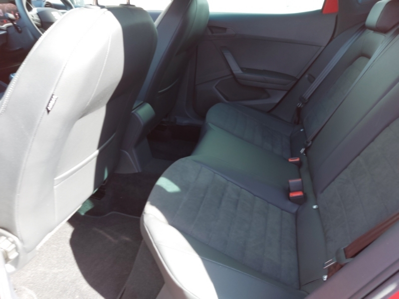 Seat Ibiza 1.0 Tsi 110 Xcellence Lux Red #6