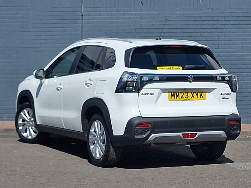 Suzuki S Cross 1.4 Boosterjet 48V Hybrid Motion White #2