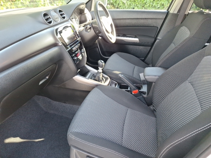 Suzuki Vitara 1.4 Boosterjet 48V Hybrid Sz-t White #5