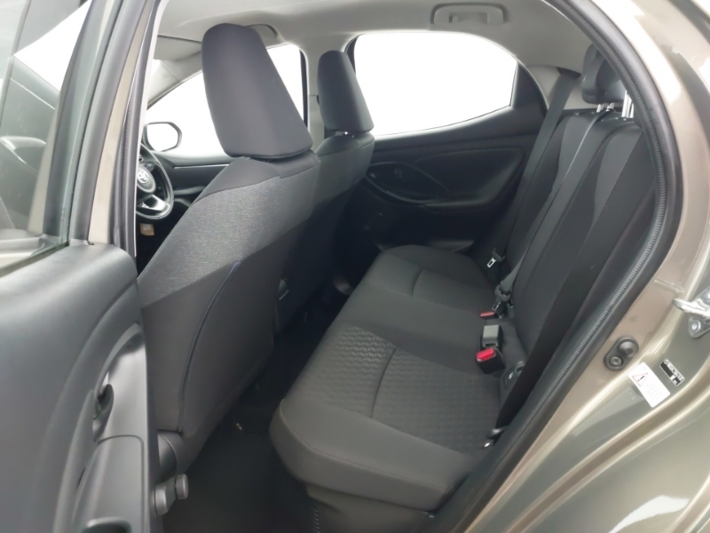 Toyota Yaris 1.5 Hybrid Icon Cvt Nav Brown #6
