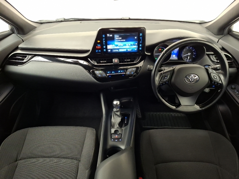 Toyota C-Hr 1.8 Hybrid Icon Cvt White #3