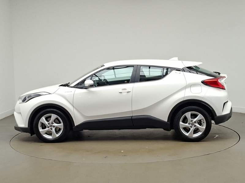 Toyota C-Hr 1.8 Hybrid Icon Cvt White #4