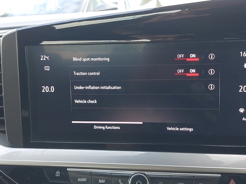 Vauxhall Mokka-e 50 Kwh 136 Ps Ultimate Suv Black #16
