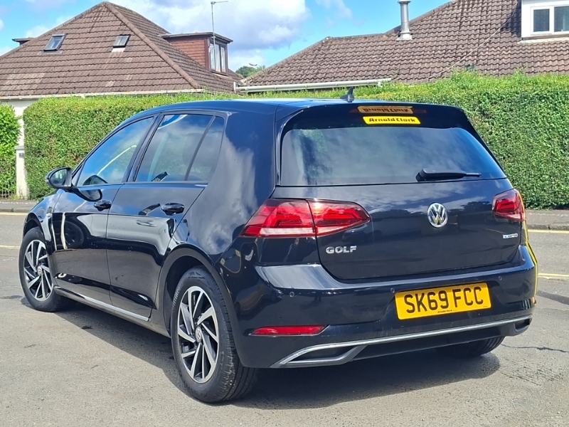 Volkswagen Golf 1.5 Tsi Evo Match Black #2