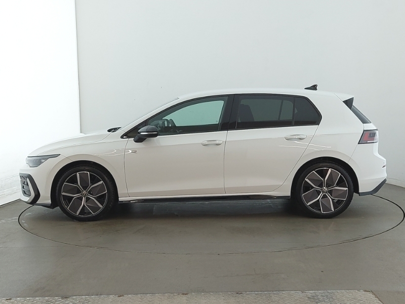 Volkswagen Golf 1.5 Tsi 150 Black Edition White #4