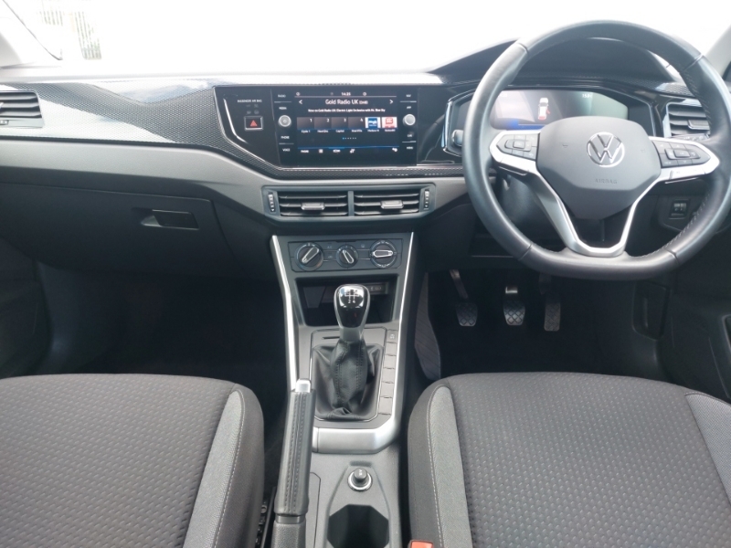Volkswagen Polo 1.0 Life Black #3