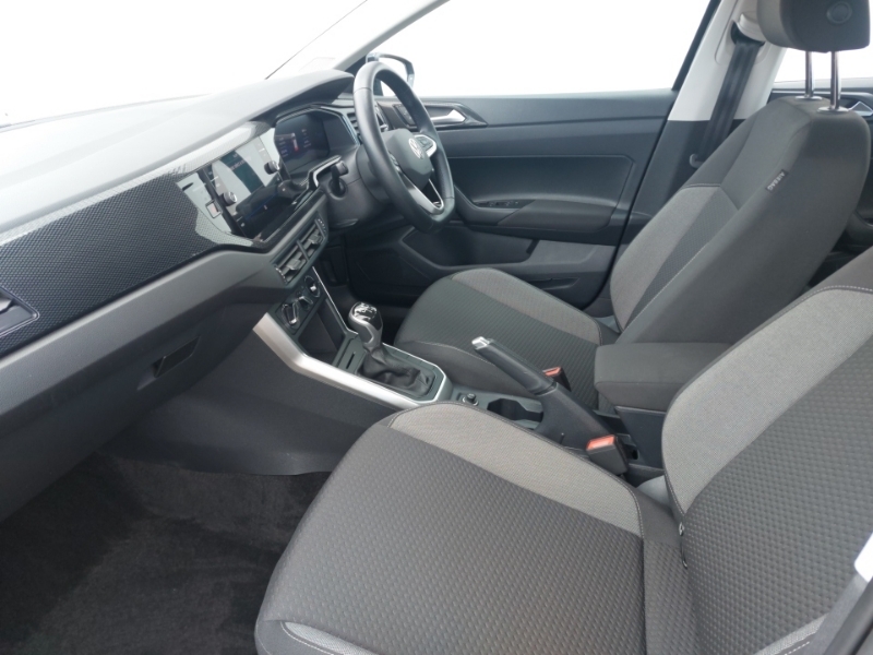 Volkswagen Polo 1.0 Life Black #5