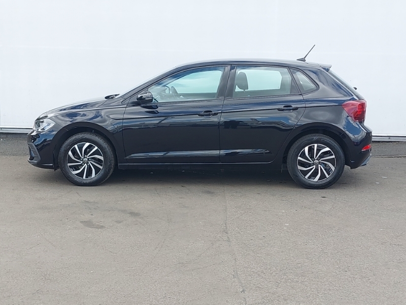 Volkswagen Polo 1.0 Life Black #4