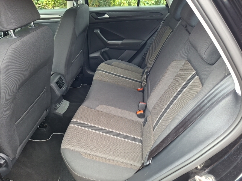 Volkswagen T-Roc 1.6 Tdi Se Black #6