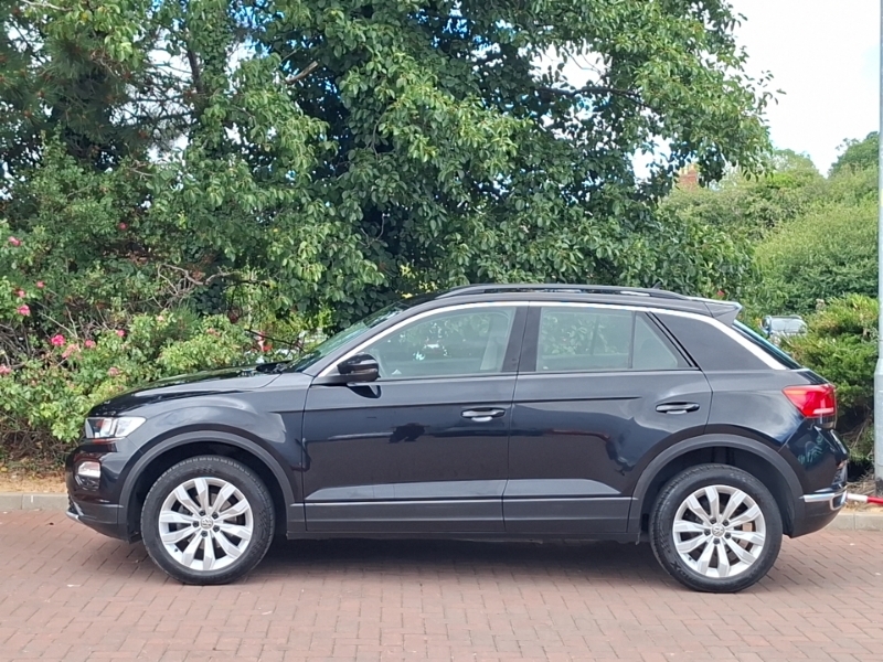 Volkswagen T-Roc 1.6 Tdi Se Black #4