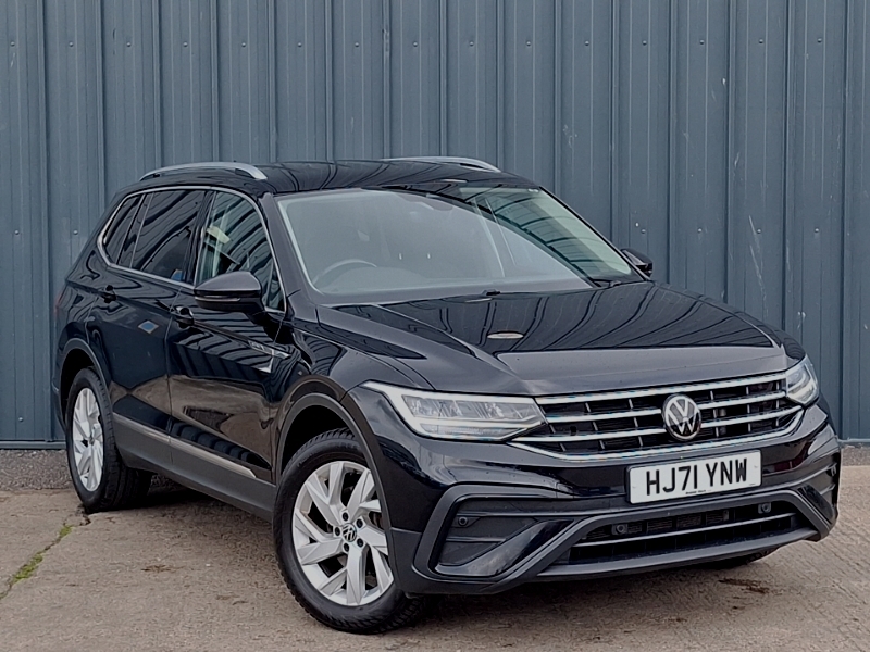 Volkswagen Tiguan Allspace 1.5 Tsi Life Dsg Black