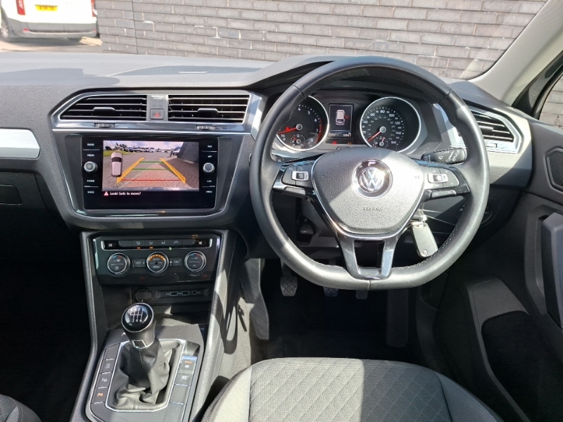 Volkswagen Tiguan 2.0 Tdi 150 4Motion R-line Tech Dsg Grey #8