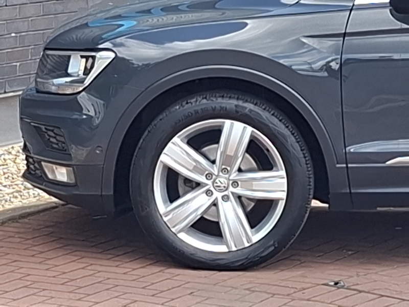 Volkswagen Tiguan 2.0 Tdi 150 4Motion R-line Tech Dsg Grey #19