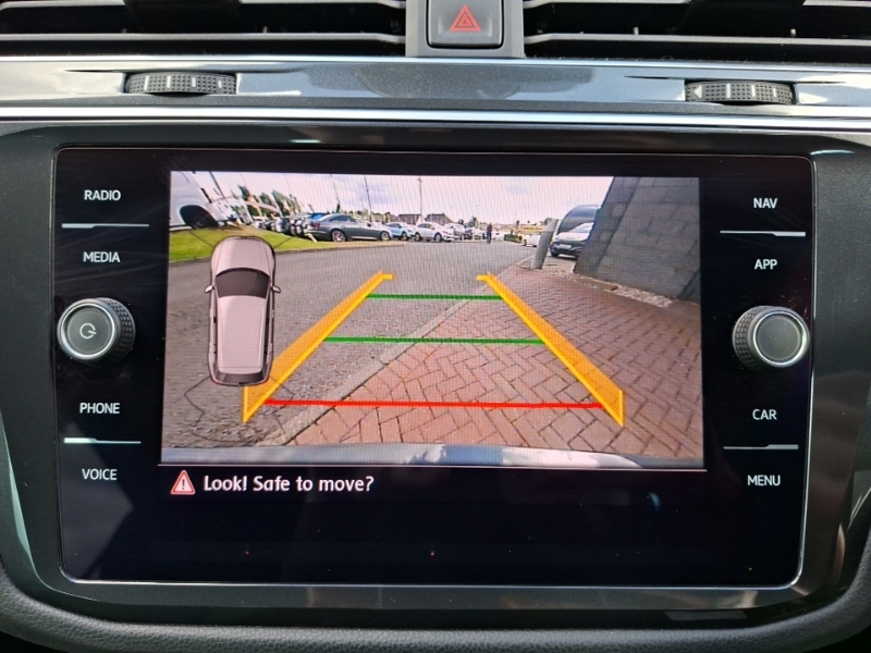 Volkswagen Tiguan 2.0 Tdi 150 4Motion R-line Tech Dsg Grey #9