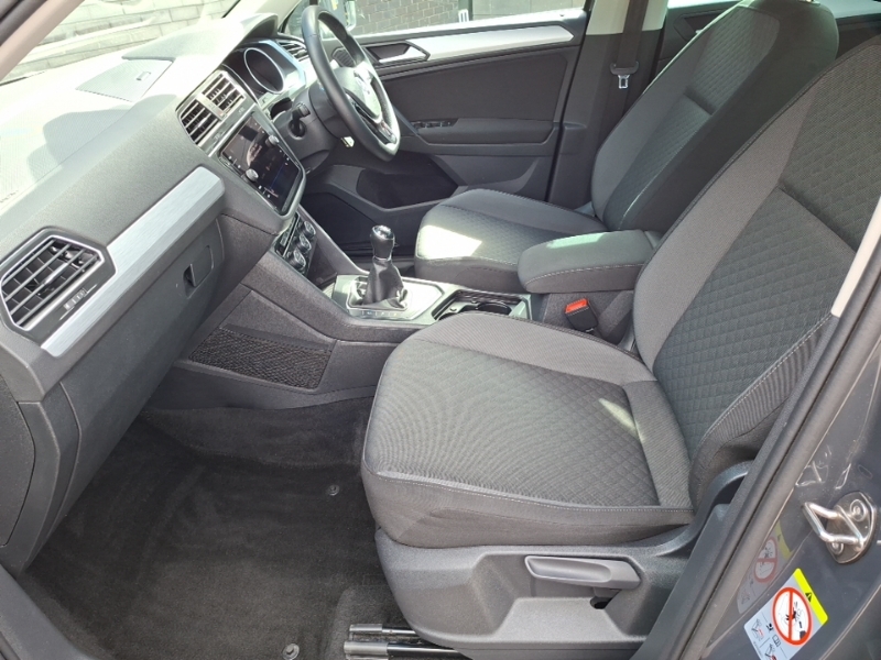 Volkswagen Tiguan 1.5 Tsi Evo 150 Match Grey #5