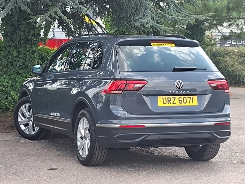 Volkswagen Tiguan 1.5 Tsi 150 Life Grey #2